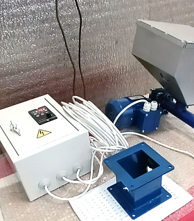 Шнековый дозатор полимеров