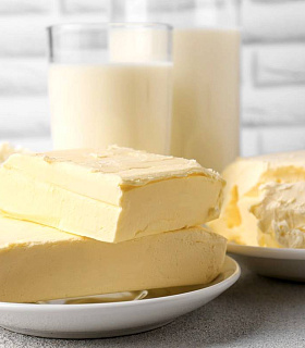 Цены на сливочное масло бьют рекорды из-за дефицита молока и роста спроса на сыворотку