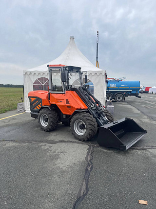 Scarab-2500: универсальный мини-погрузчик с 80-процентным уровнем локализации от АО «Кургандормаш»