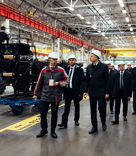 Глава Администрации Президента Беларуси посетил Ростсельмаш