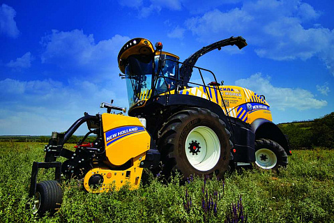 New Holland FR650 — удобный, надёжный и технологичный