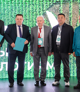 Великолепная пятёрка: ключевые агротренды 2025 года и вклад «Щёлково Агрохим» в будущее АПК