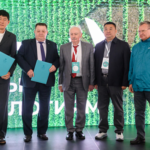 Великолепная пятёрка: ключевые агротренды 2025 года и вклад «Щёлково Агрохим» в будущее АПК