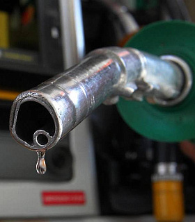 Мораторий на демпфер: дизель дорожает, посевная под угрозой