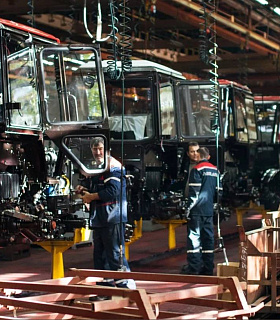 Минпромторг тормозит падение: что спасает сельхозмашиностроение